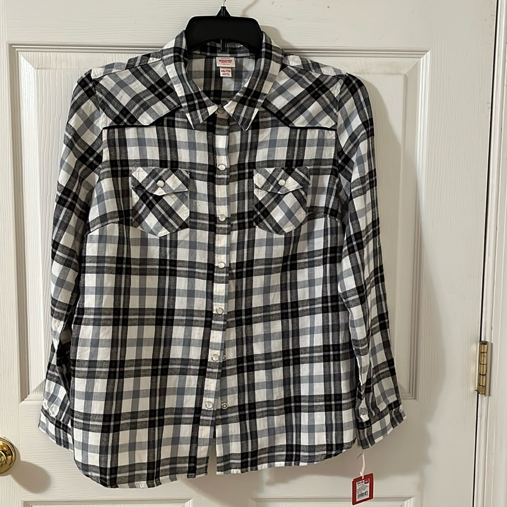 Mossimo black plaid shirt. Size extra extra large.
